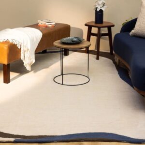 Minimalistic Hand-Tufted Wool Rug