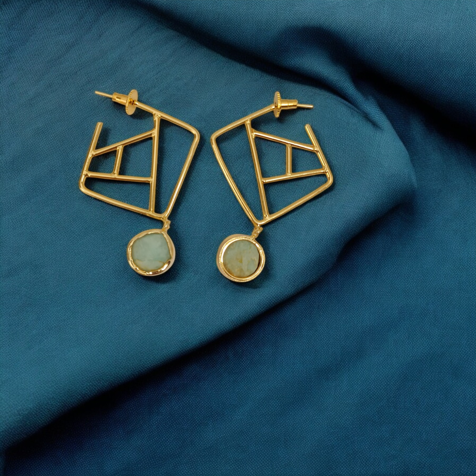 Structured Serenity – Geometric Brass with Green Aventurine Earrings